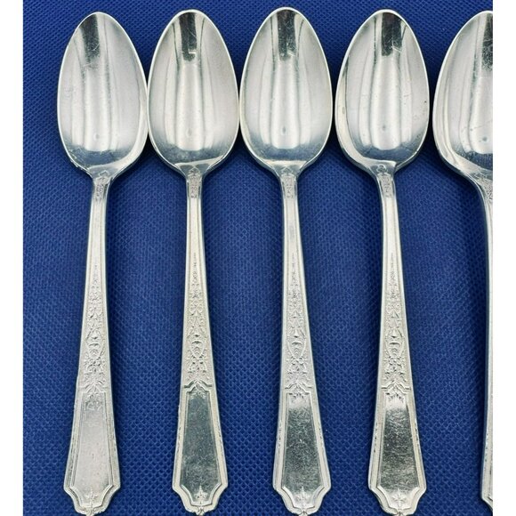 Set of 8 1847 Rogers Bros ANCESTRAL 6" Teaspoons Silver Plate - Picture 2 of 8